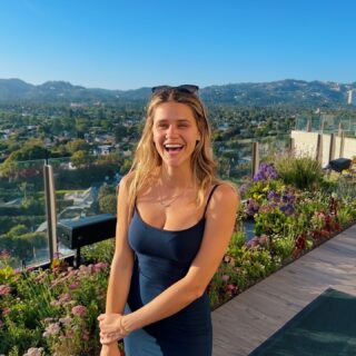 golden hour @therooftopbyjg ✨
the views up here are incredible!! the food was also pretty good - although you’re def paying for the overall experience & views🙌🏼
what’s been the highlight of your weekend?🫶🏼
#beverlyhills #waldorfastoria #therooftopbyjg #datenight #losangeleseats